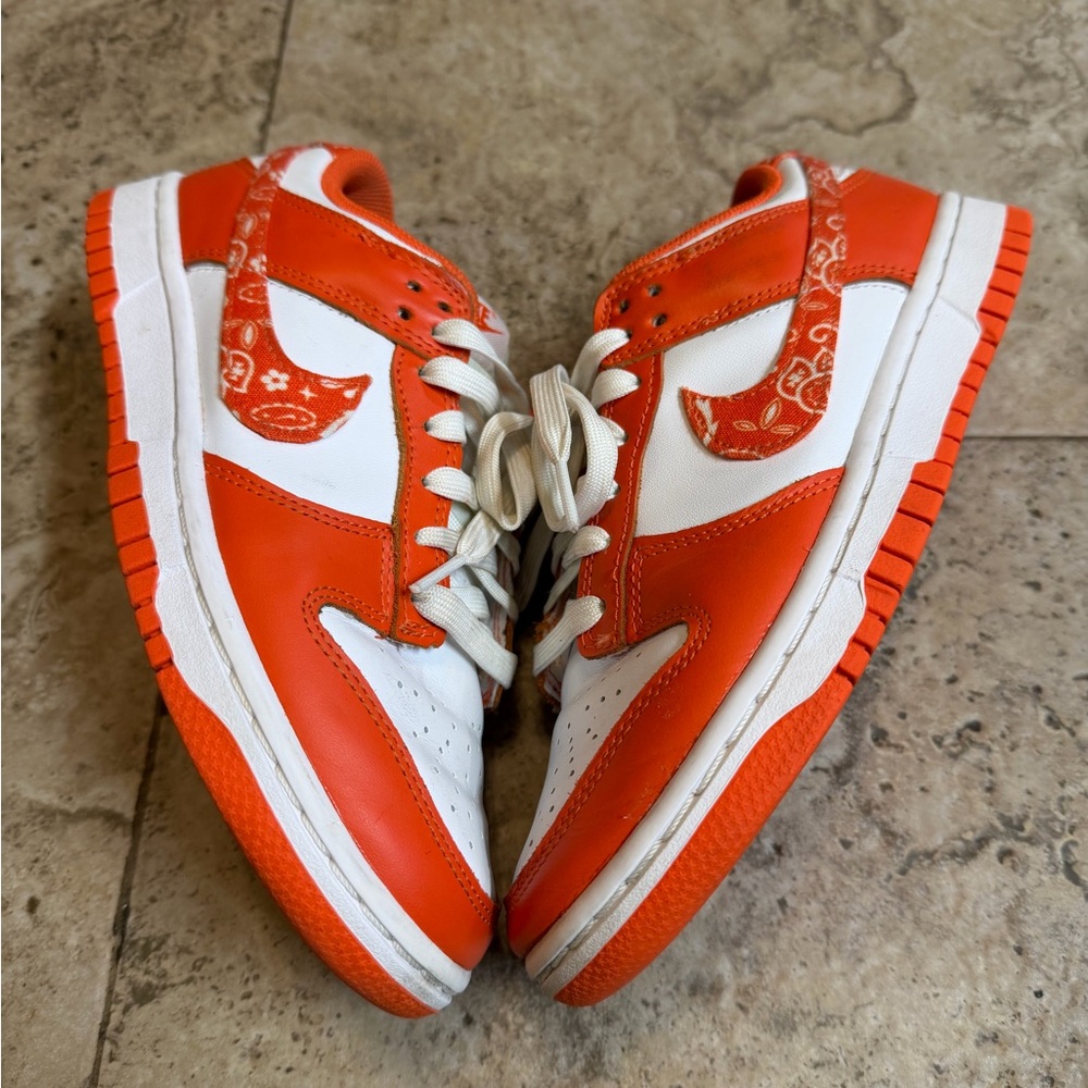 Nike Dunk Low Orange Paisley Sneakers Shoes Womens 7 Orange White